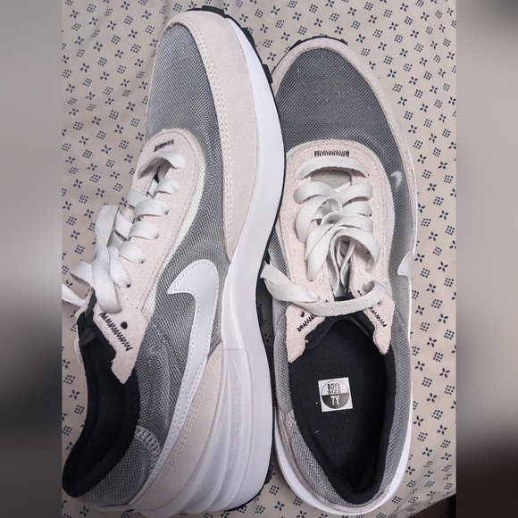 Nike Waffle One - Picture 2 of 4